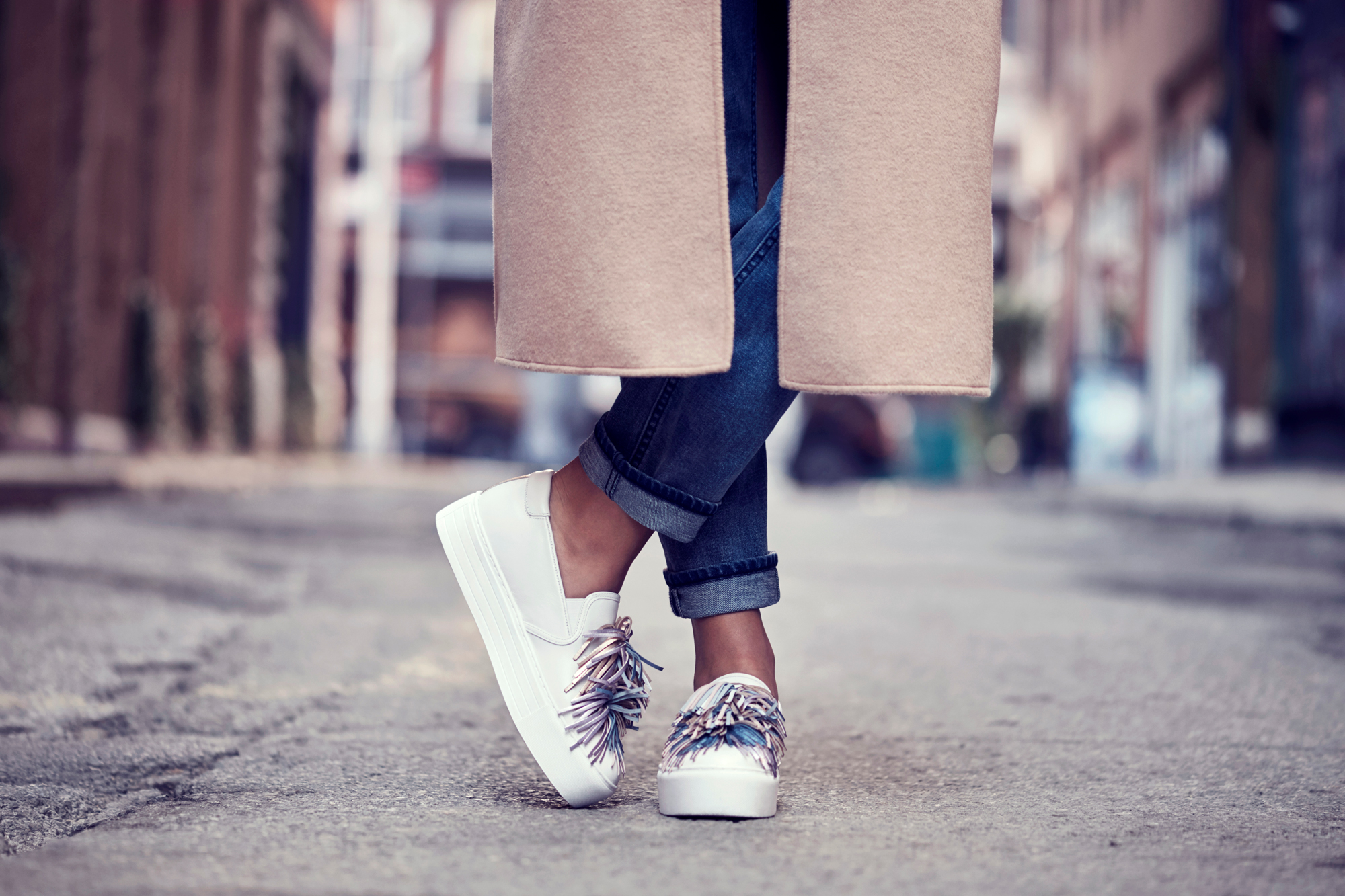 SSLPJ000000CB_SH10_056-F1B_COLOR